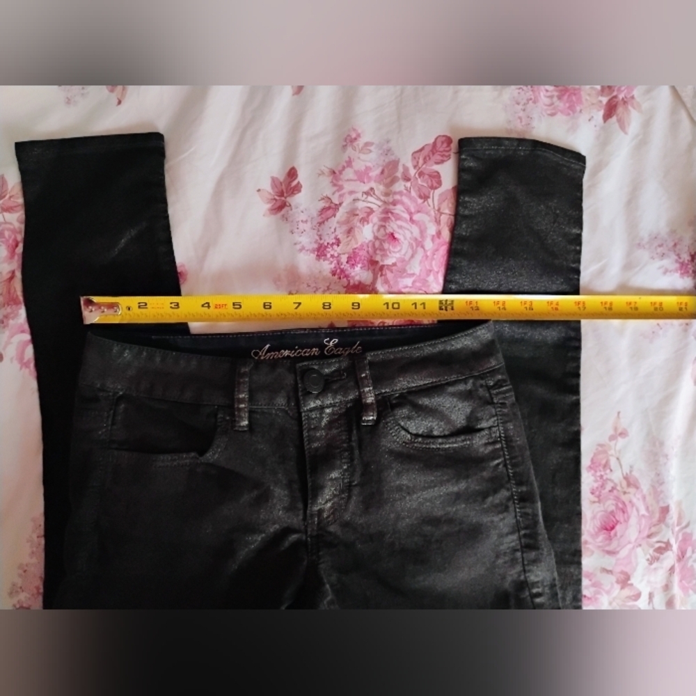 American Eagle Outfitters Black Metallic STRETCH Jeggings • SIZE 2 Regular